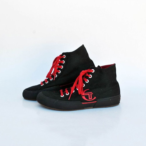 Hi-top canvas sneakers used, black with red laces, size 38