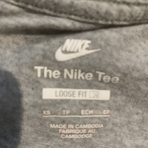 Nike crop top t shirt like new, black and grey, XS