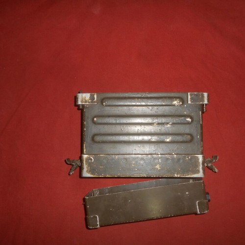 U.S.ARMY Aluminum Case with Battery Holder for PRC-77 Radio used Vietnam War