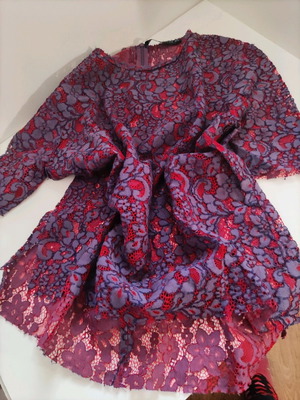 Lace blouse Zara like new, purple red combination, size L