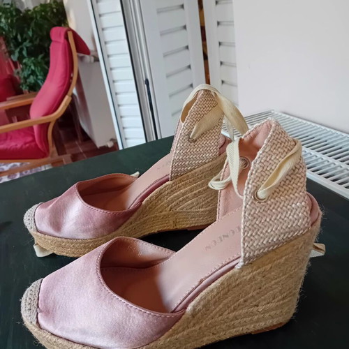 Yes Bonbon dusty pink platform sandals like new, size 40