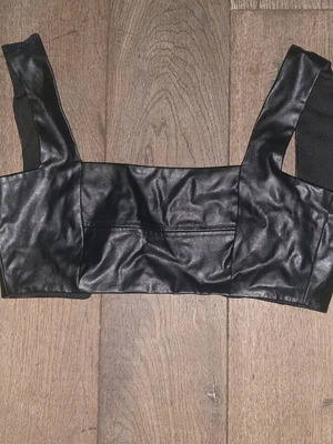 Crop top blouse Zara leather like new, black size M