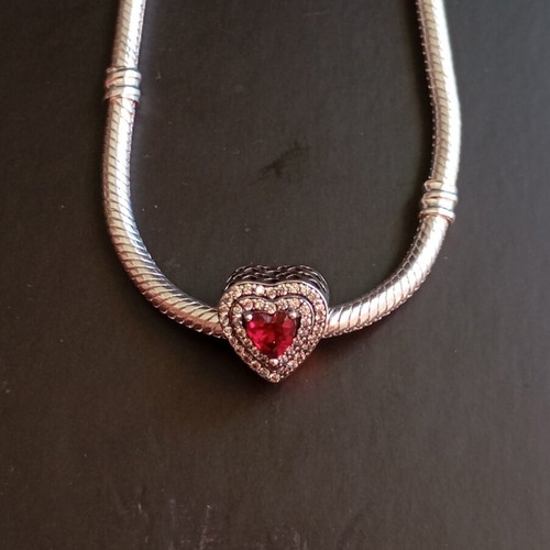Pandora red heart charm like new, silver