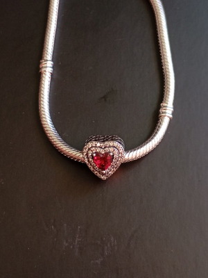 Pandora red heart charm like new, silver