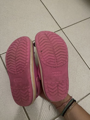 Crocs C12 pink clogs like new