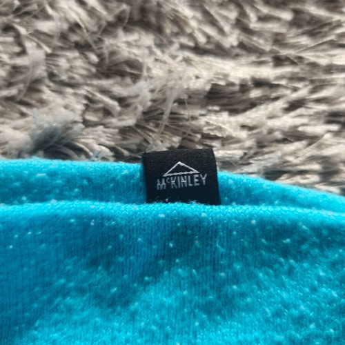 Mc Kinley children's hat turquoise with pompom like new