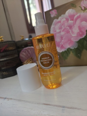 Revuele Amber Pistachio Haze Body Mist 150ml like new