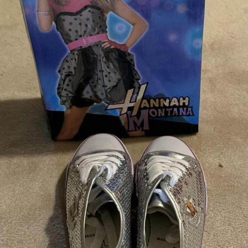 Disney Hannah Montana sneakers new, size 35 with rhinestones