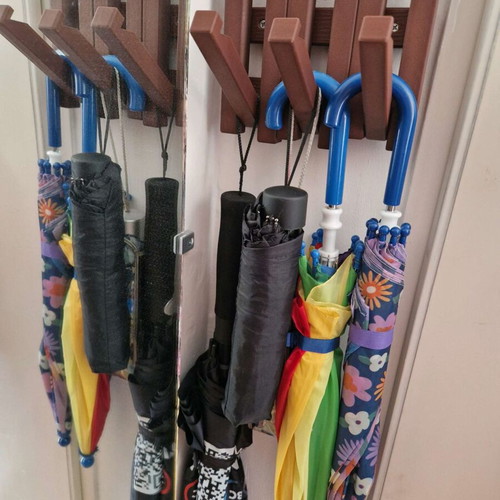 Modern wall hanger with 7 foldable hooks new