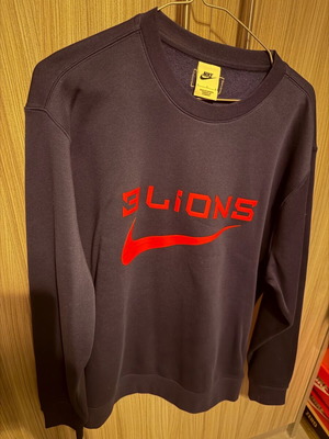 Three Lions Nike sweatshirt blue, size L, like new