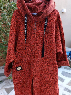 Tweed outerwear with hood and front pockets new, one size