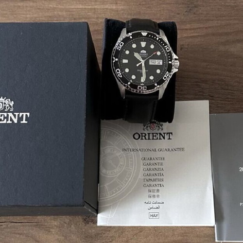Orient Mako automatic dive watch like new with leather strap
