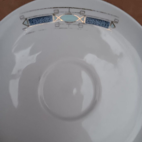 Set of 3 small plates used