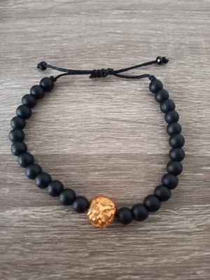 Unisex bracelet with black matte beads and lion head new