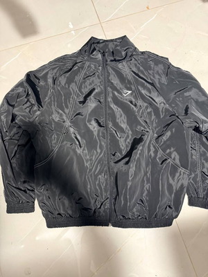 Gymshark Windbreaker Like New, Size M, Black