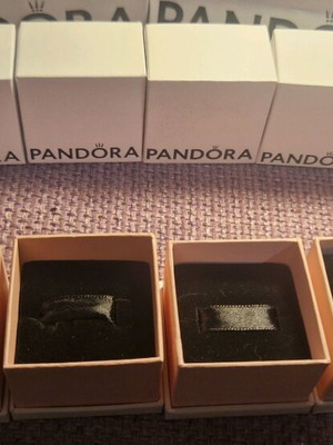 Pandora boxes like new, suitable for gift