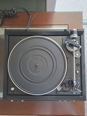 Dual 731Q vintage πικάπ, Quartz PLL, direct drive
