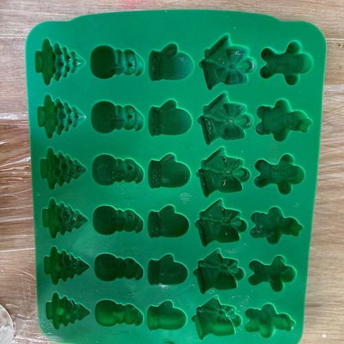 Silicone mold used, Christmas designs