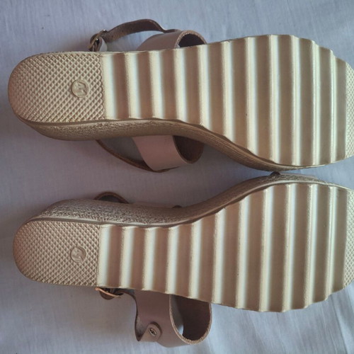 Platform sandals pink nude size 41 like new