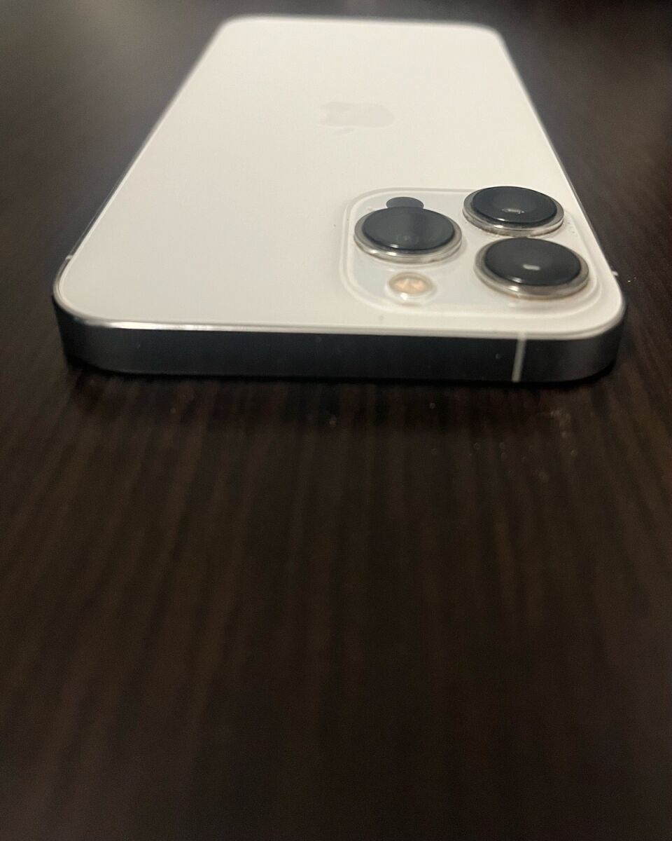IPhone 13 Pro Max 256 GB white like new… - € 390,00 - Vendora.cy