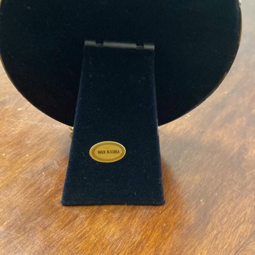 Photo frame solid brass 9x13 cm like new, made in Korea