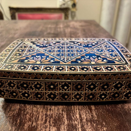 Handmade box like new