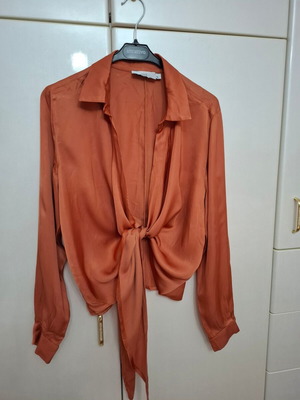 Ceramic satin blouse Collectiva Noir like new, size ml