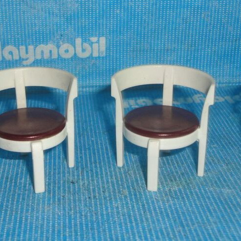Playmobil set of 4 chairs