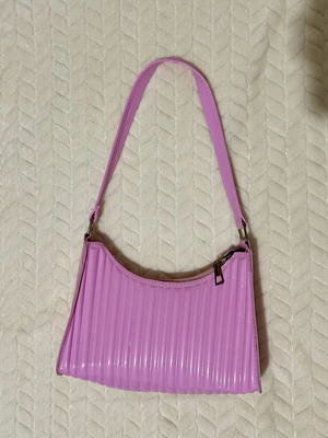 Barbie shoulder bag like new, pink