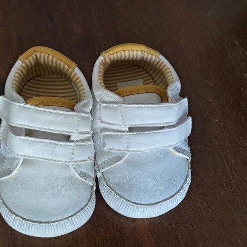 Small indoor shoes like new