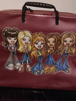 Bratz Tote carrying case for dolls, collectible, used