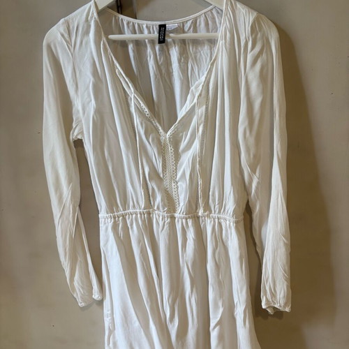 H&M dress like new, white, size M