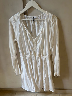 H&M dress like new, white, size M