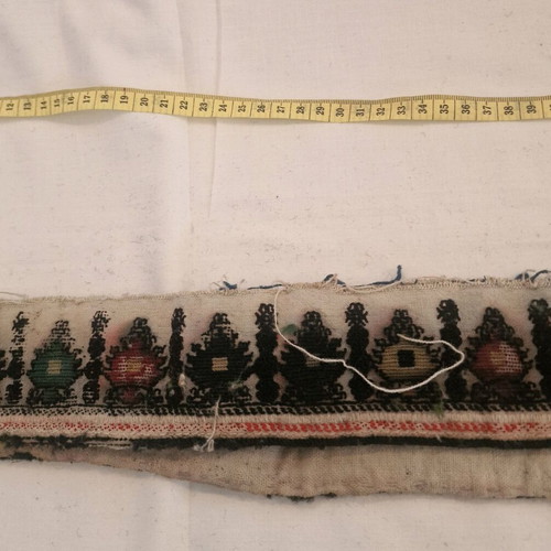 Podogyros from traditional A. Romylia shirt used
