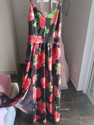 Dress used, size S / 36 / 8, floral pattern