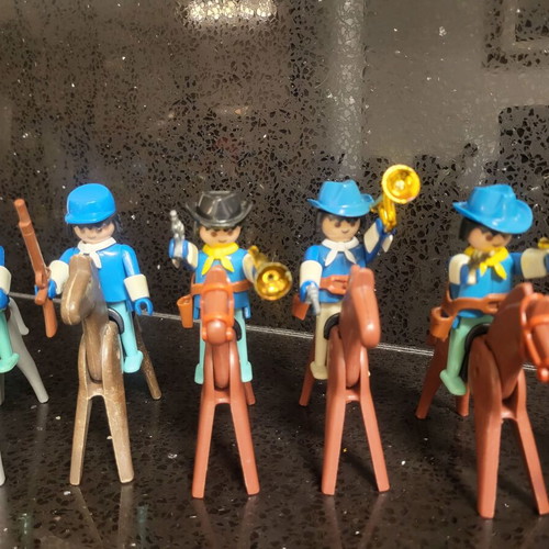Playmobil Vintage American Cavalry used, 12 figures, 10 horses, accessories