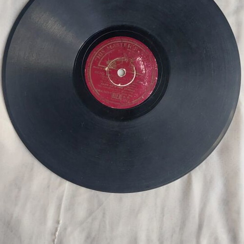 His Master's Voice 78 RPM Record used, Mary Lo & Trio Armonia
