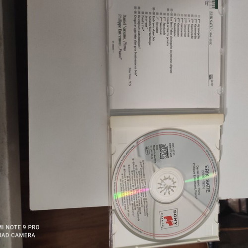 Satie Piano Works CD like new, classical music