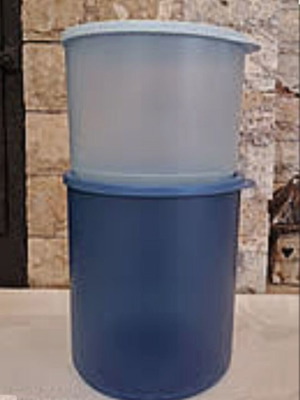 Tupperware Round Canisters in 2 Beautiful Colors New
