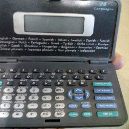Vintage Global Translator 26 Languages electronic pocket dictionary used