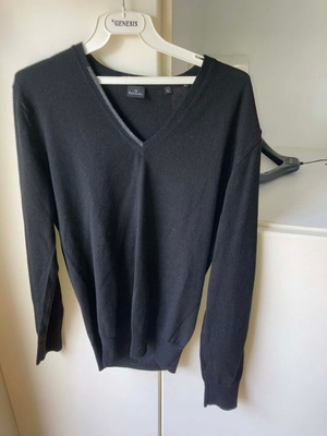 Paul Smith men's pullover with V-neck, like new, size L/M