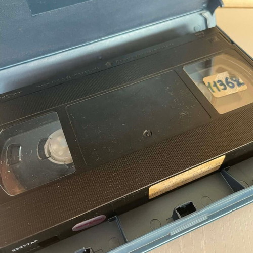 Phoniko Metallo horror VHS tape used