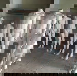 Κούκλες Βιτρίνας καταστήματος παιδικών ένδυσης.
