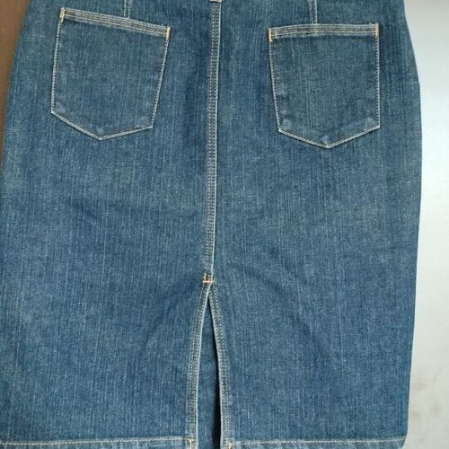 Denim midi skirt size 38 like new, dark blue with brown stitching