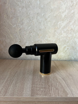 Massage gun like new for deep muscle recovery after training