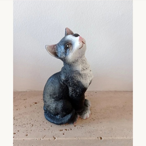 Collectible resin tuxedo cat figure vintage style