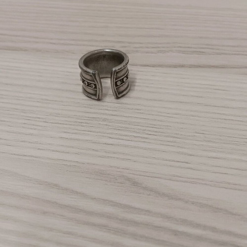 Ethnasia ring openable, like new