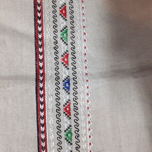 Vintage linen tablecloth used, 71×71 cm with decorative border