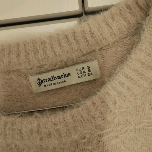 Stradivarius fuzzy sweater like new, beige, size S