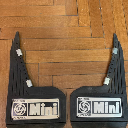 Mini Cooper mud flaps set like new, authentic, made in England